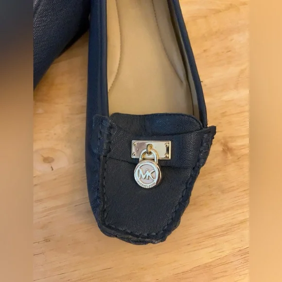 Michael Kors Hamilton Leather Loafers Metallic Gold-Decorative Lock - Picture 3 of 12